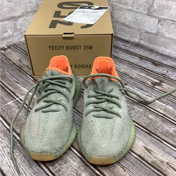 Adidas Yeezy Boost 350 V2 Desert Sage Orange Size 6 1/2 Box Men's Adidas Yeezy Boost 350 V2 Desert Sage Orange Size 6 1/2 Box Men's
